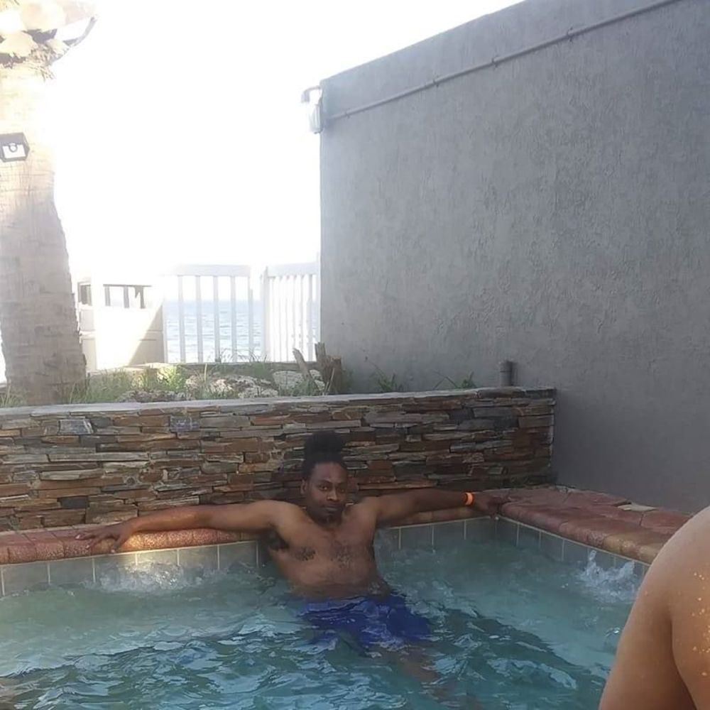 Meet your Posher, Roderick